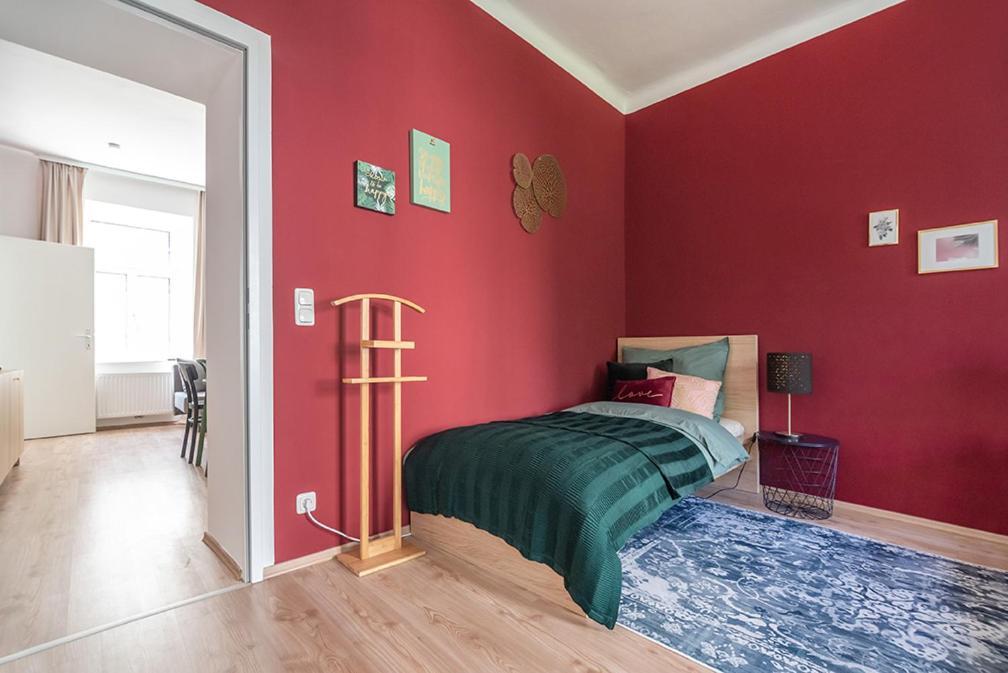 Colorful Apartment Facing Green Courtyard Vienna Esterno foto