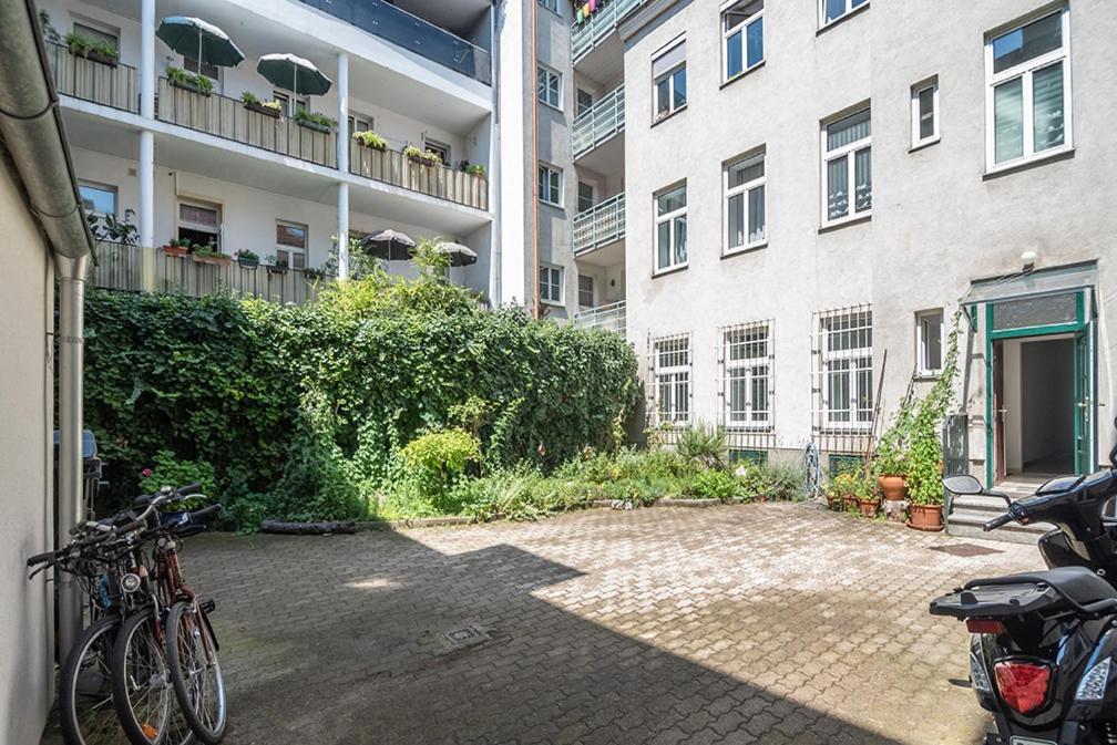 Colorful Apartment Facing Green Courtyard Vienna Esterno foto